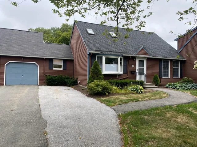 $345,000 | 26 Cortland Circle, Unit 26, Bangor, ME 04401