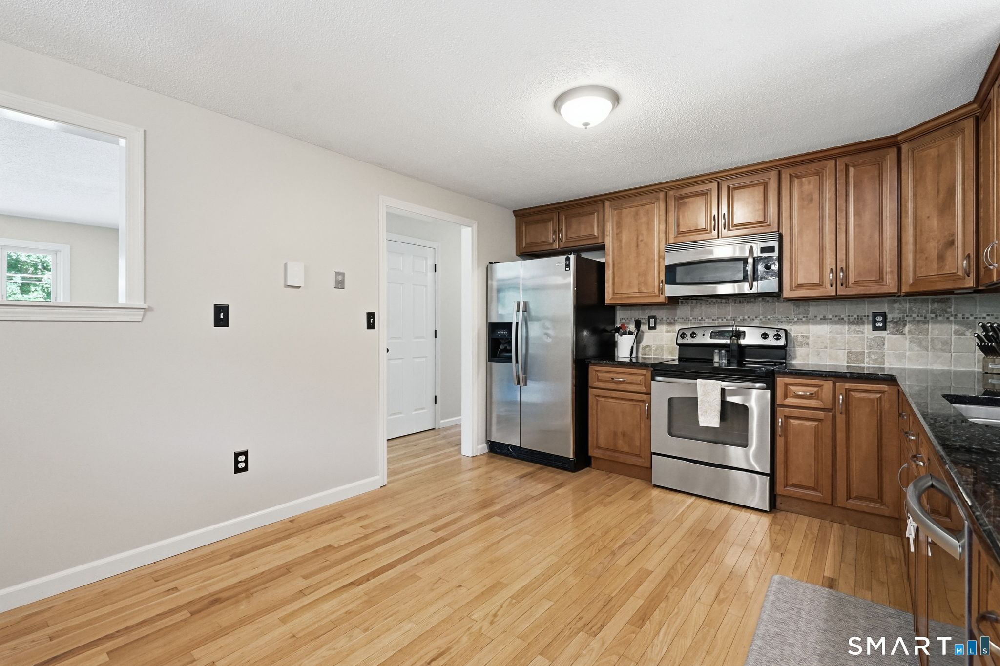 154 S Road Bolton, CT 06043 - Photo 14 of 40 Gallery Image 14