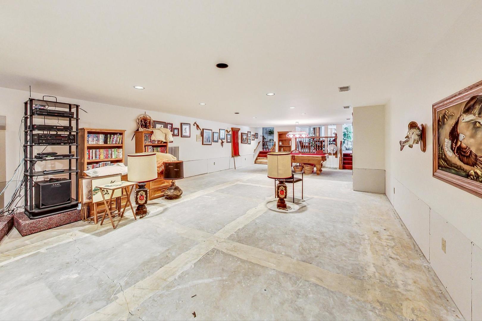 3S201 South Raddant Road Batavia, IL 60510 - Photo 40 of 58