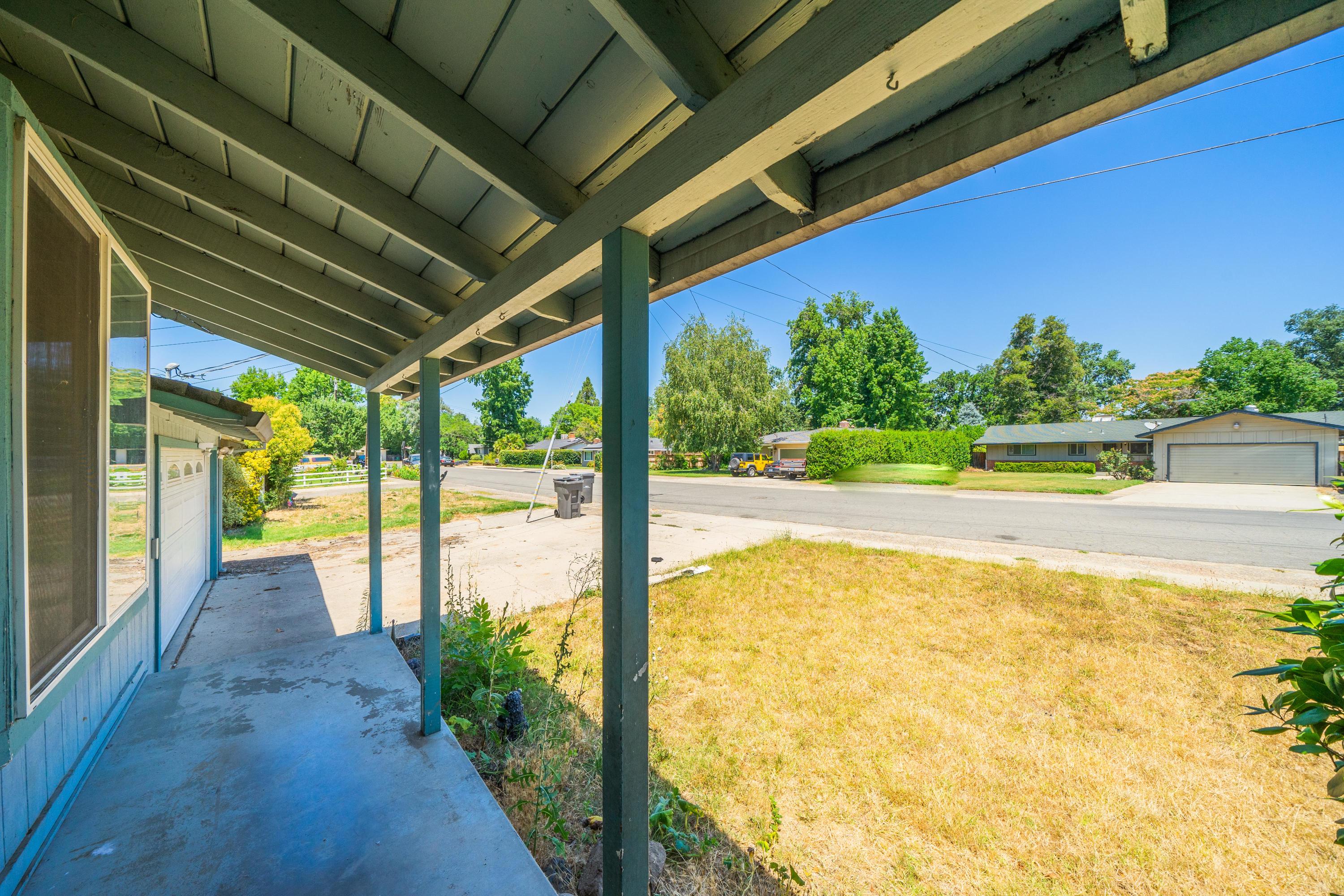 3428 Bardick Road Anderson, CA 96007 - Photo 2 of 34 DSC00887