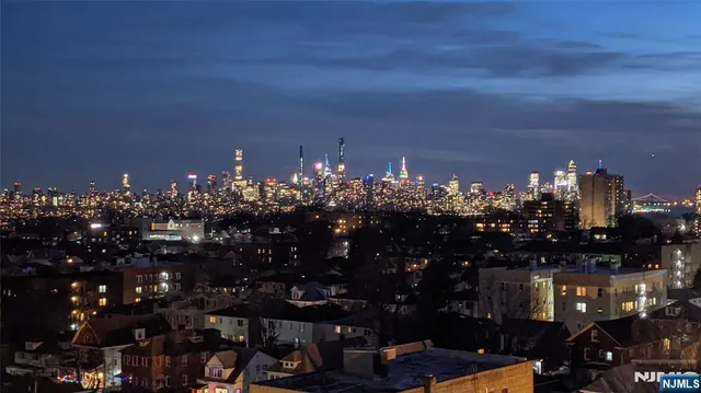 $2,900 | 770 Anderson Avenue, Unit 11C, Cliffside Park, NJ 07010