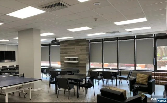 $2,900 | 770 Anderson Avenue, Unit 11C, Cliffside Park, NJ 07010