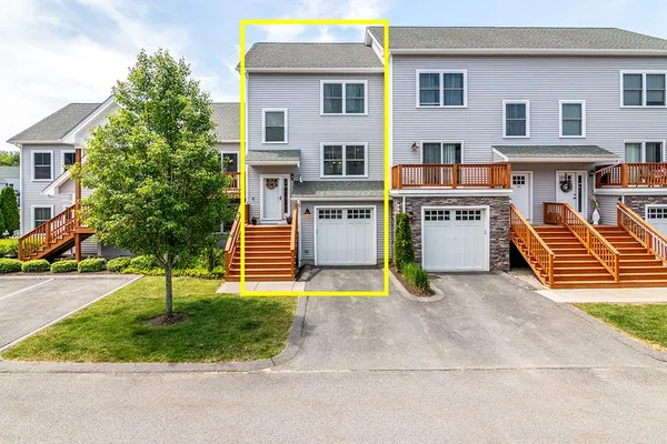 $399,900 | 4 Jupiter Lane, Unit C, Richmond, RI 02898