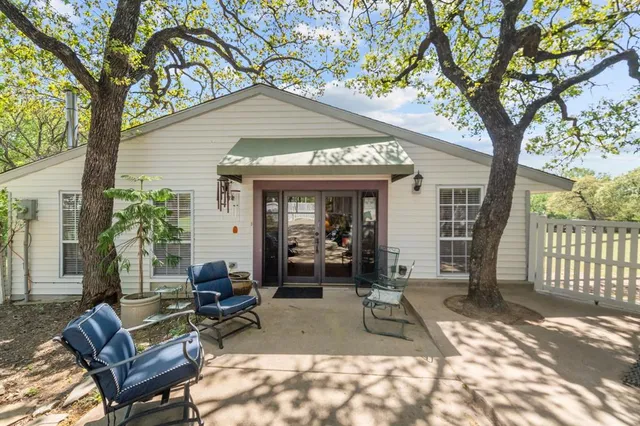 $1,075,000 | 3620 Sunset Lane, Dalworthington Gardens, TX 76016