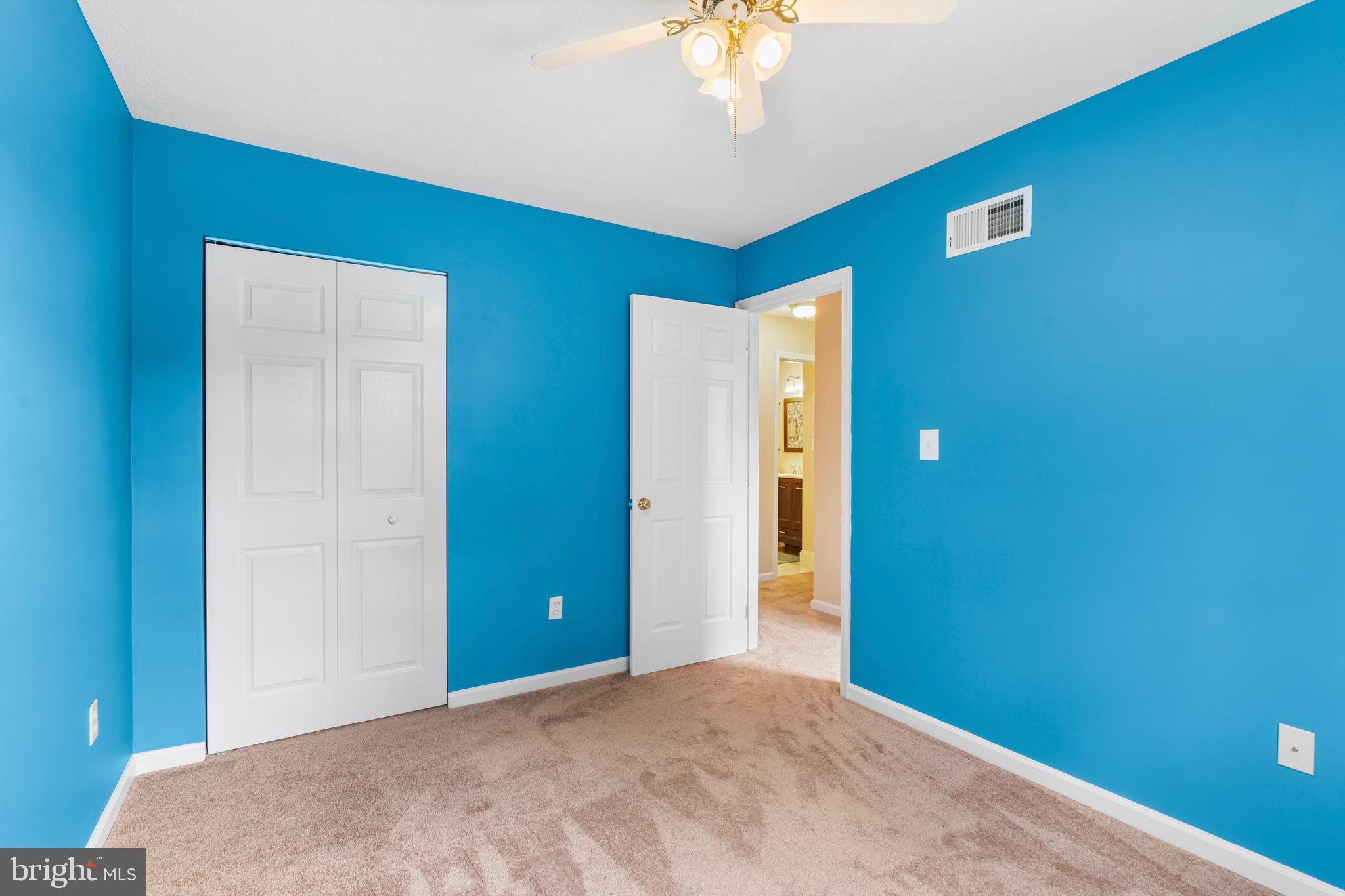 3836 Dakota Road Hampstead, MD 21074 - Photo 22 of 47 a view of a livingroom with an empty space