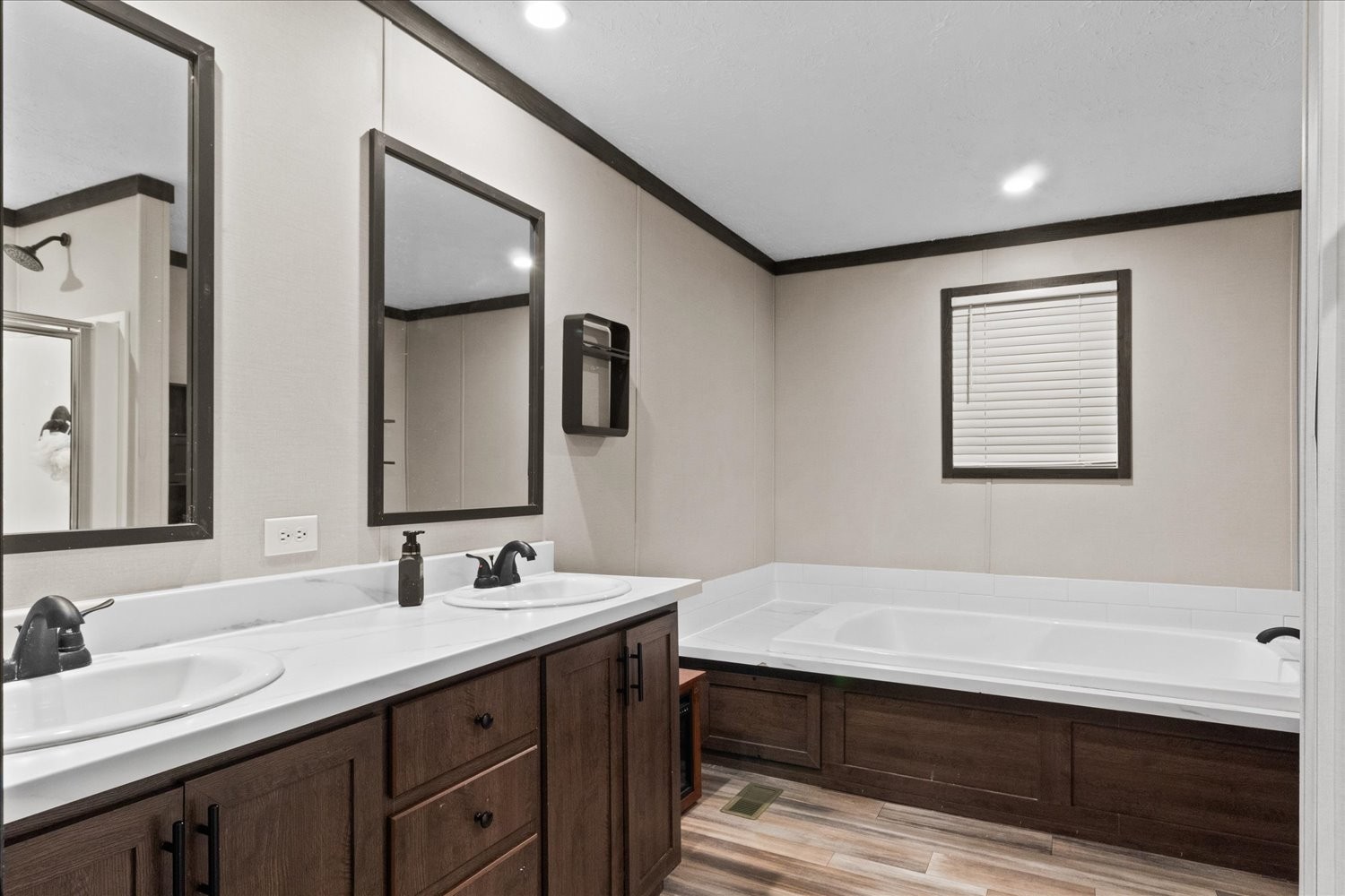 1416 South High Street Columbia, TN 38401 - Photo 16 of 24 a bathroom with a sink and a mirror