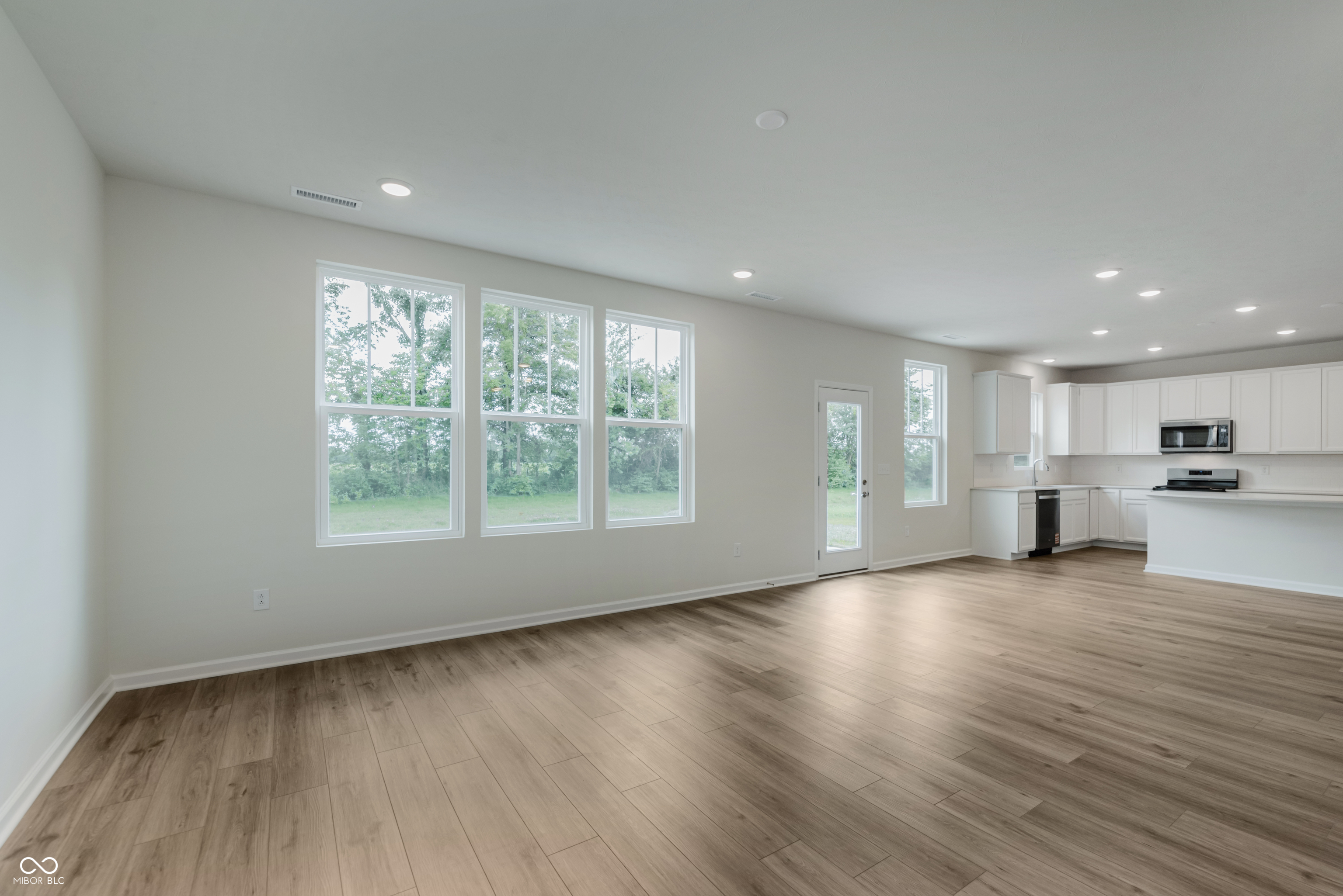 6784 Seabiscuit Road Whitestown, IN 46075 - Photo 9 of 26