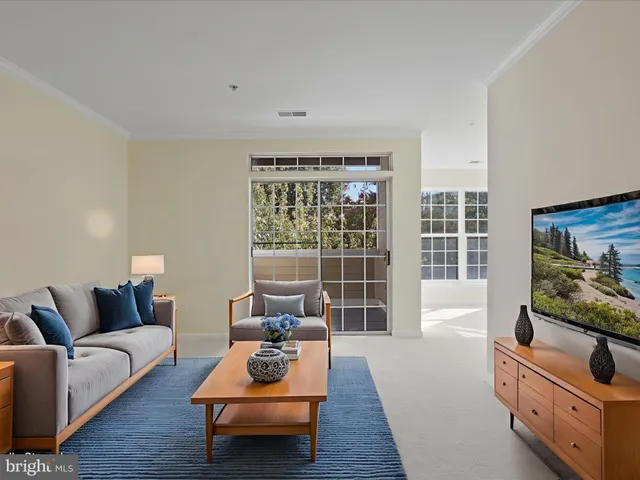 $409,999 | 2711 Bellforest Court, Unit 201, Vienna, VA 22180