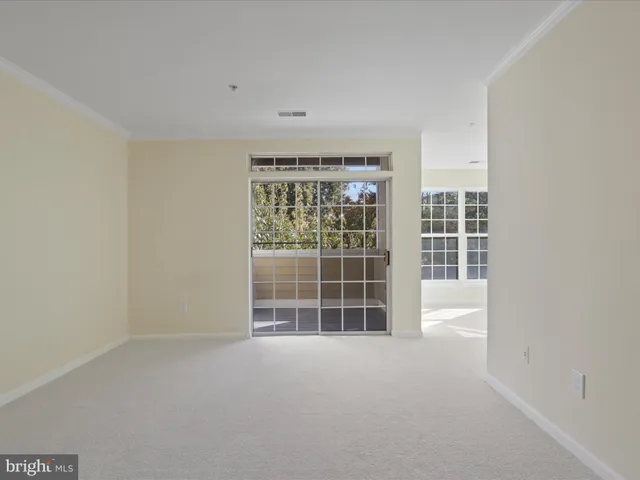 $409,999 | 2711 Bellforest Court, Unit 201, Vienna, VA 22180