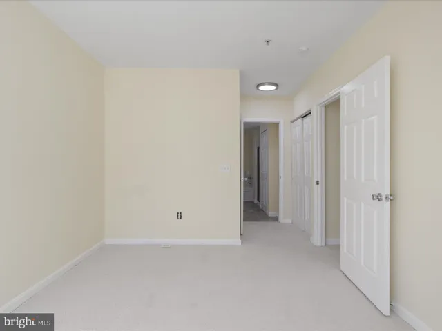 $409,999 | 2711 Bellforest Court, Unit 201, Vienna, VA 22180