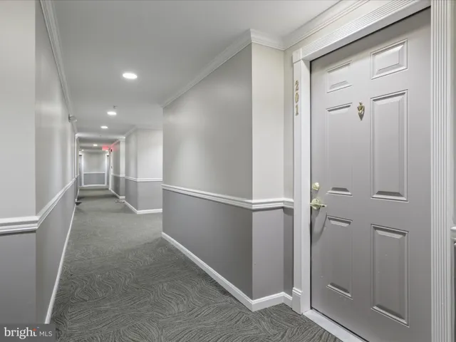 $409,999 | 2711 Bellforest Court, Unit 201, Vienna, VA 22180