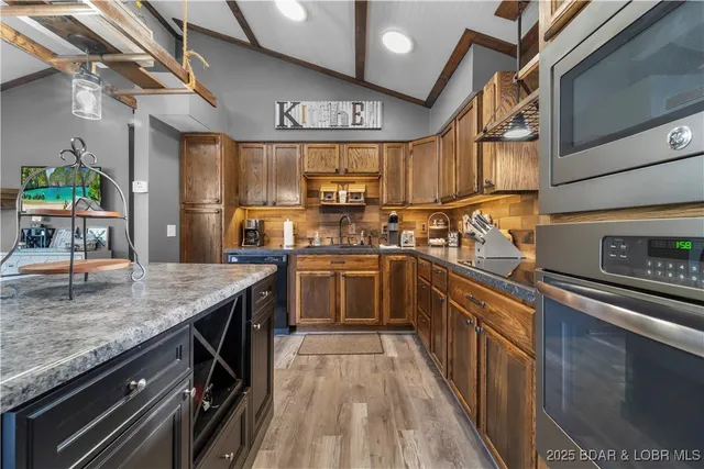 $499,000 | 1279 Greenwood Circle, Osage Beach, MO 65065