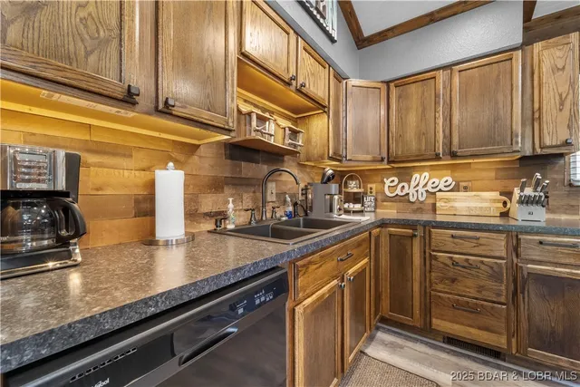 $499,000 | 1279 Greenwood Circle, Osage Beach, MO 65065