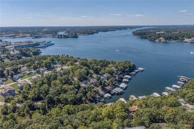 $499,000 | 1279 Greenwood Circle, Osage Beach, MO 65065