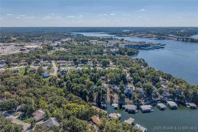 $499,000 | 1279 Greenwood Circle, Osage Beach, MO 65065