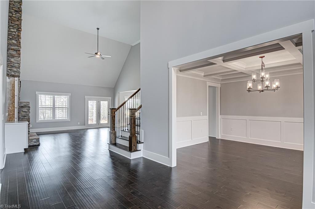 8595 San Marino Court Oak Ridge, NC 27310 - Photo 4 of 47 Gallery Image 4