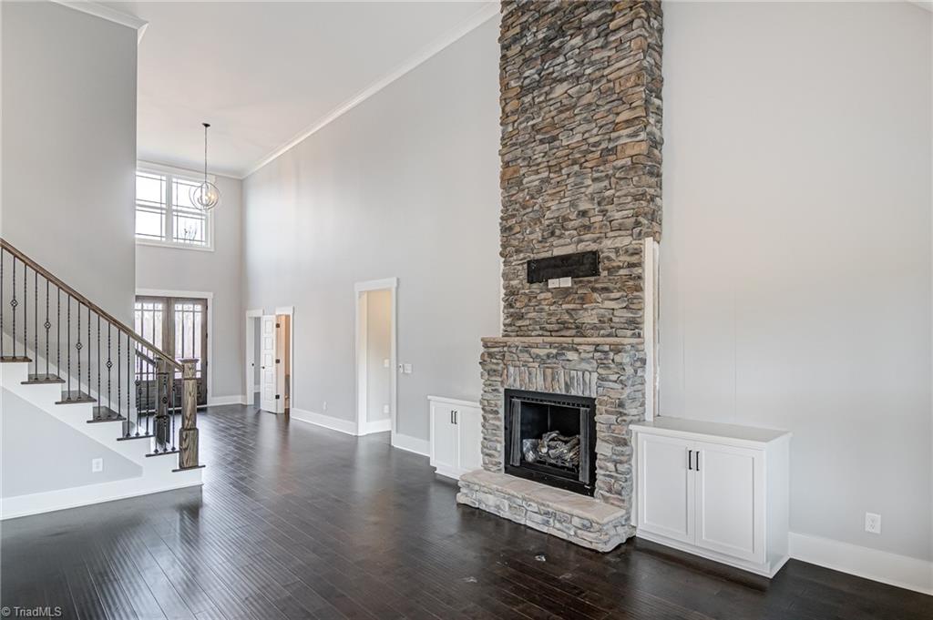 8595 San Marino Court Oak Ridge, NC 27310 - Photo 8 of 47 Gallery Image 8