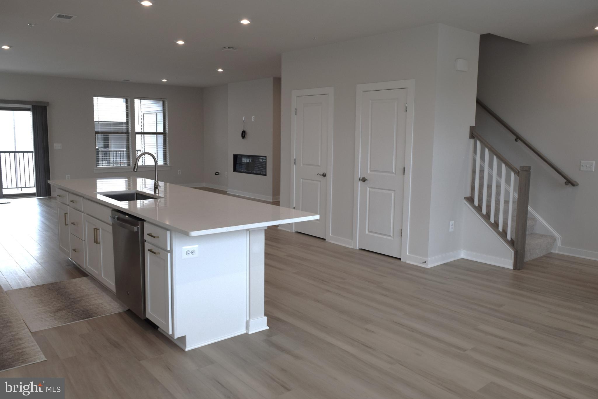 13542 Innovation Station Loop Herndon, VA 20171 - Photo 15 of 53