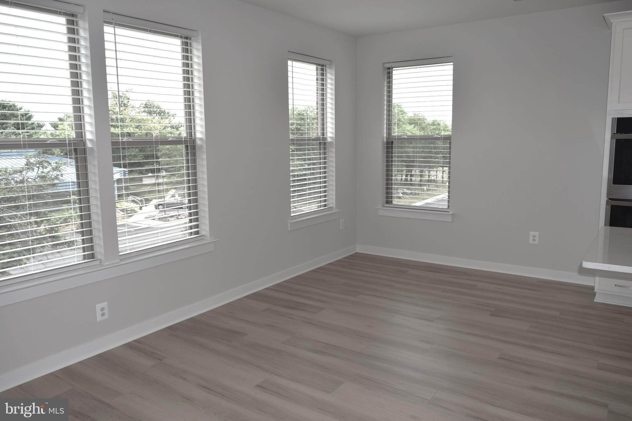 13542 Innovation Station Loop Herndon, VA 20171 - Photo 18 of 53 Dining Area Main Level