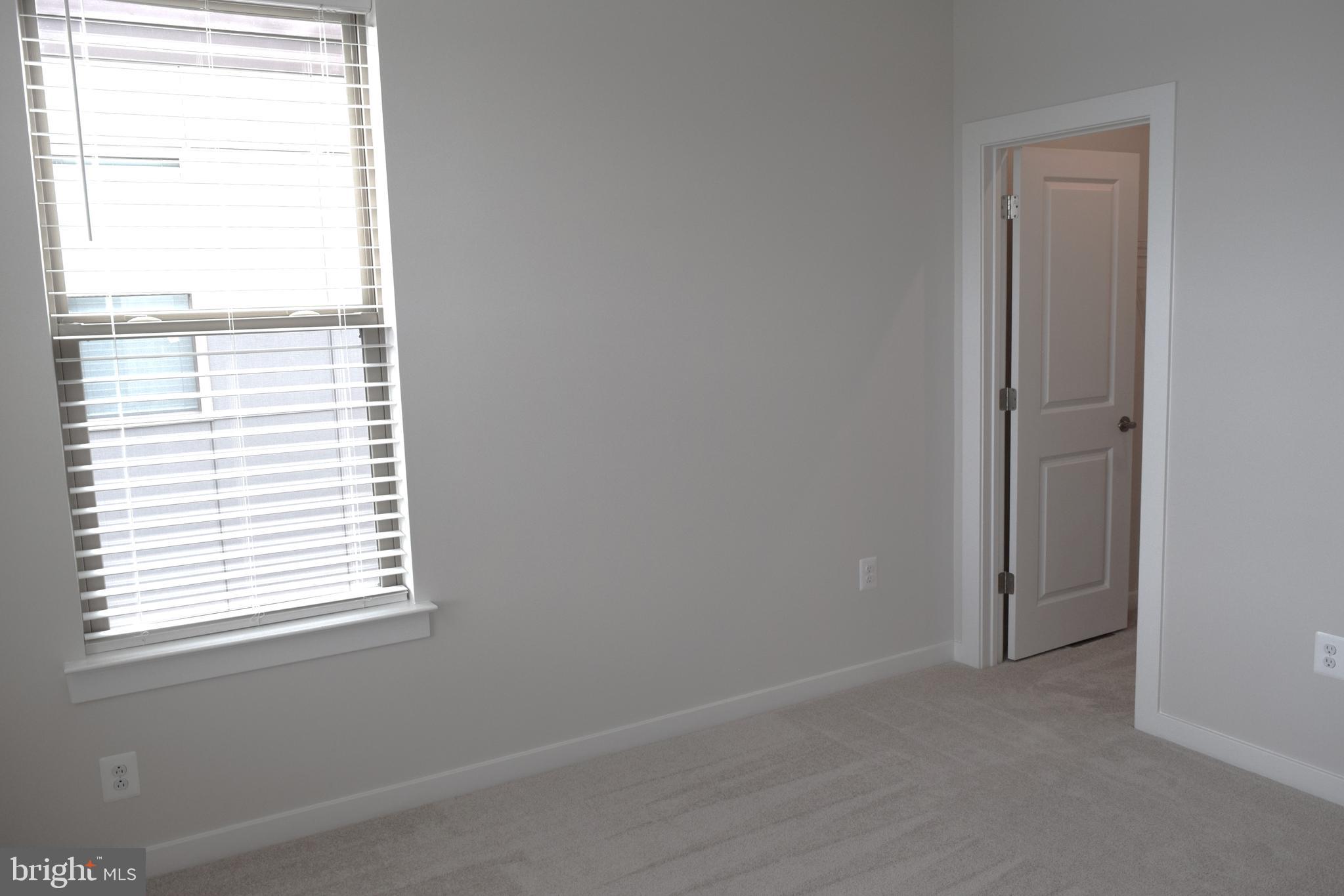 13542 Innovation Station Loop Herndon, VA 20171 - Photo 34 of 53