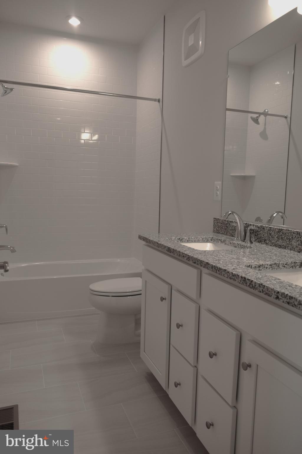 13542 Innovation Station Loop Herndon, VA 20171 - Photo 37 of 53 Shared Bath