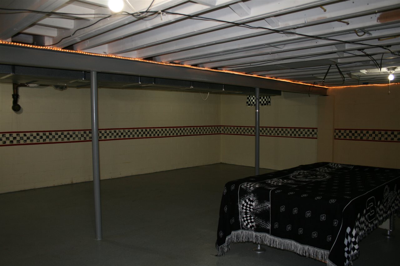 5466 Calkins Road Flint, MI 48532 - Photo 17 of 28 Basement
