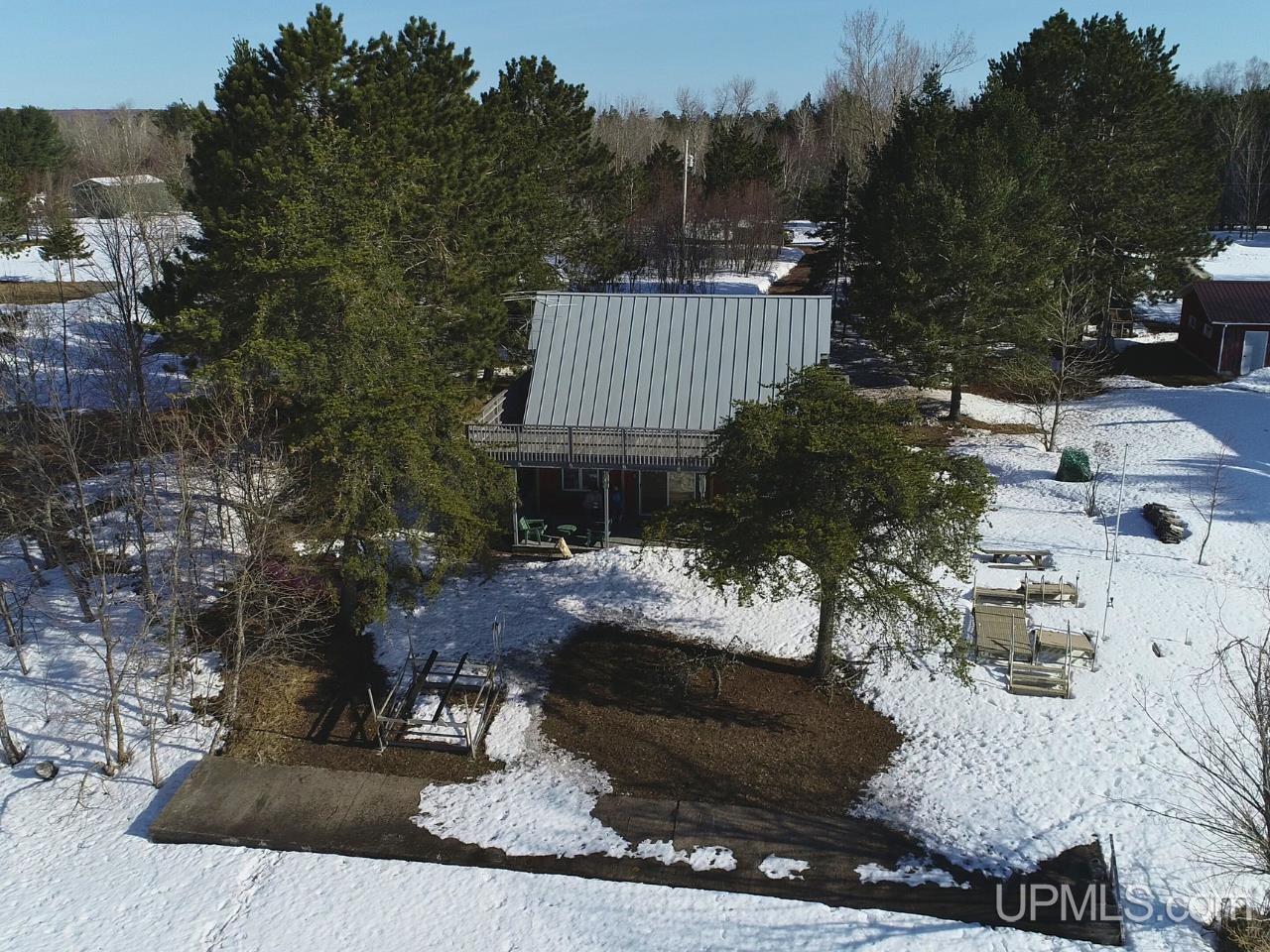3803 West Co Road Big Bay, MI 49808 - Photo 8 of 35