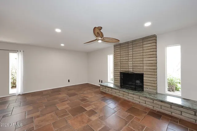 $3,400 | 8528 East Vía De Viva, Scottsdale, AZ 85258