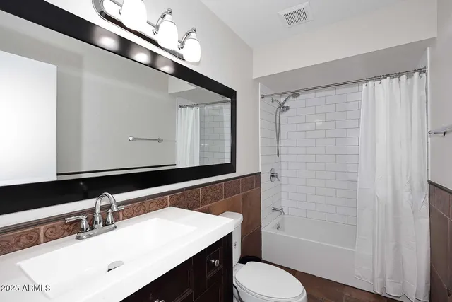 $3,400 | 8528 East Vía De Viva, Scottsdale, AZ 85258