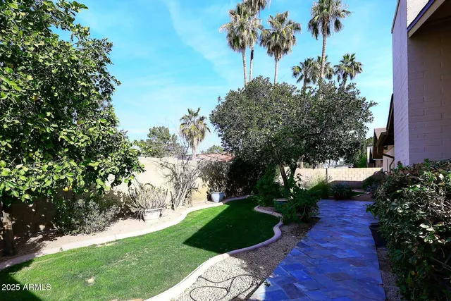 $3,400 | 8528 East Vía De Viva, Scottsdale, AZ 85258