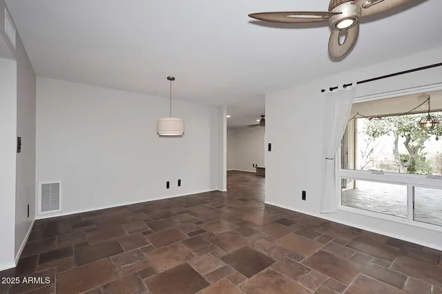 $3,400 | 8528 East Vía De Viva, Scottsdale, AZ 85258