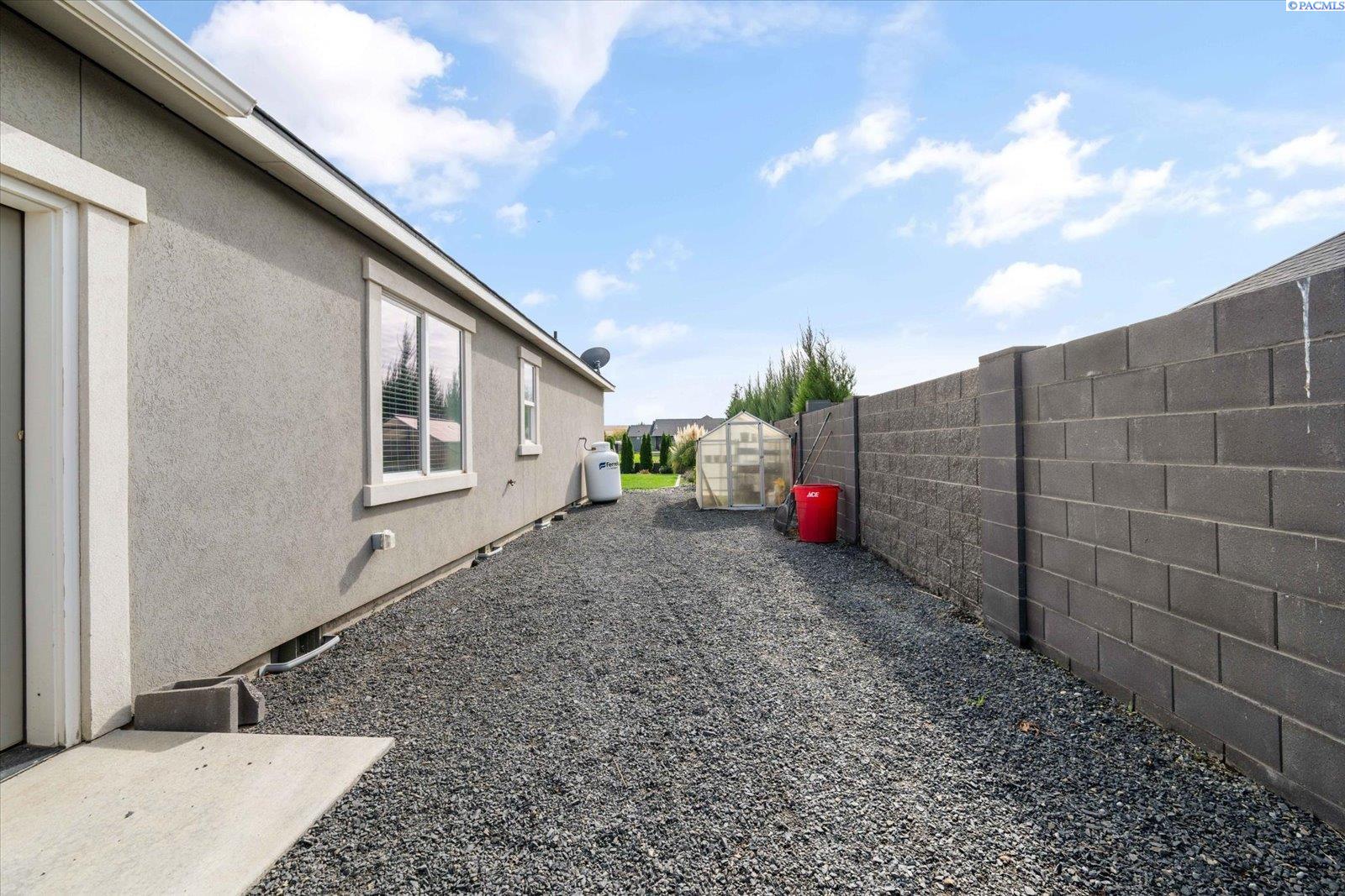 84905 Wallowa Road Kennewick, WA 99338 - Photo 46 of 50 Gallery Image 46
