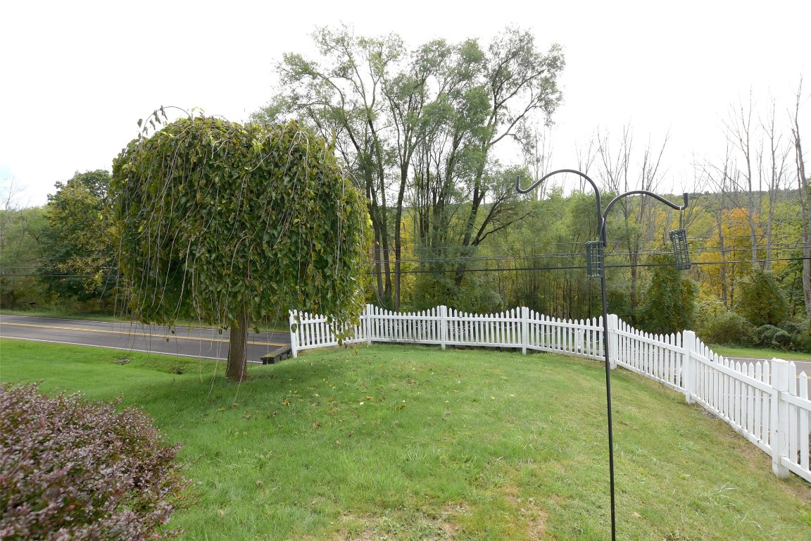 116 Lewis Road Binghamton, NY 13905 - Photo 5 of 28 Gallery Image 5