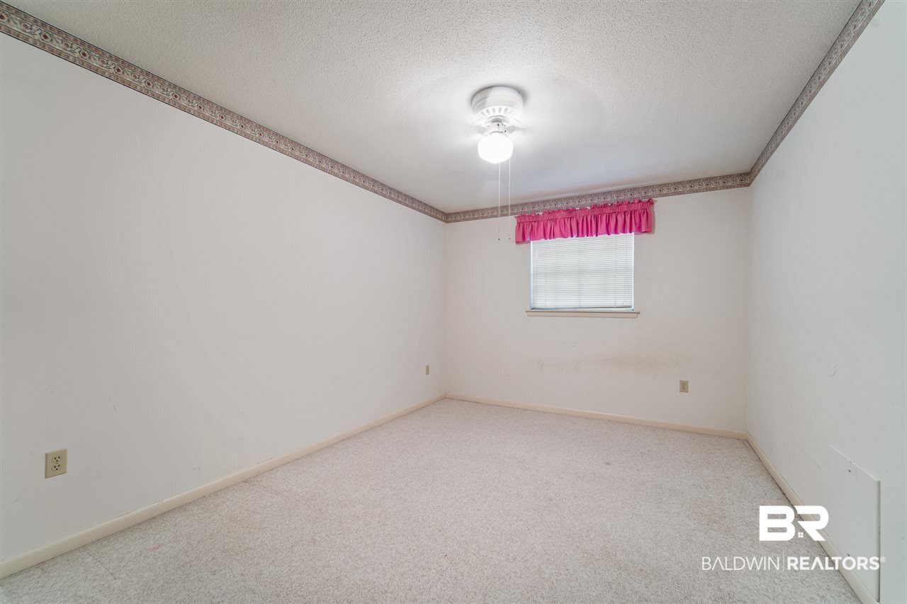 4251 Spring Valley Drive South Mobile, AL 36693 - Photo 9 of 17