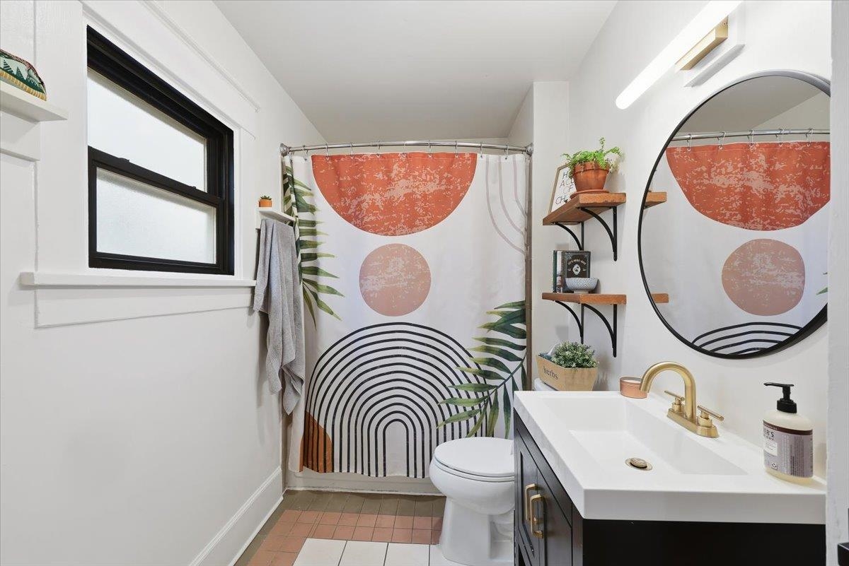 1004 East 13th Avenue Spokane, WA 99202 - Photo 12 of 24