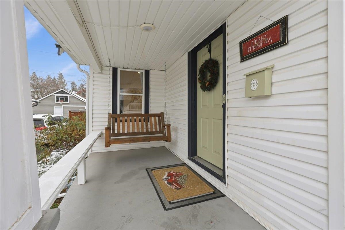 1004 East 13th Avenue Spokane, WA 99202 - Photo 2 of 24