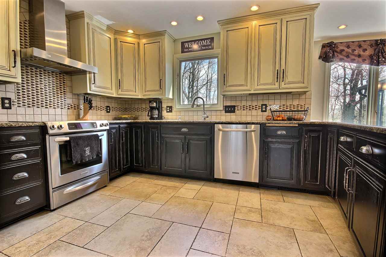 5523 Sherington Road Fort Wayne, IN 46814 - Photo 3 of 31