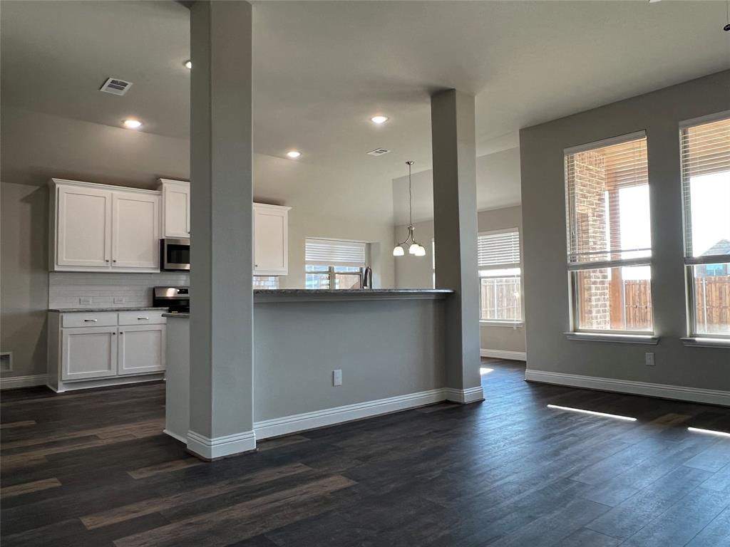 281 Eagle Ridge Road Forney, TX 75126 - Photo 7 of 31