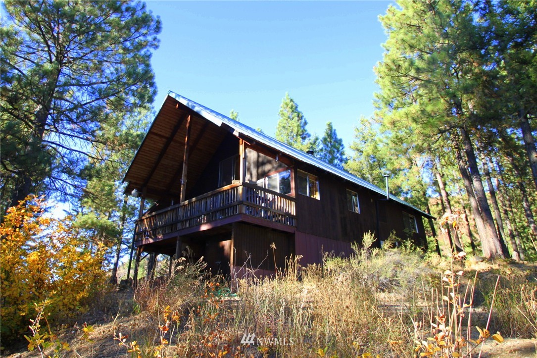 950 Harkness Road Cle Elum, WA 98922 - Photo 1 of 13 Gallery Image 1
