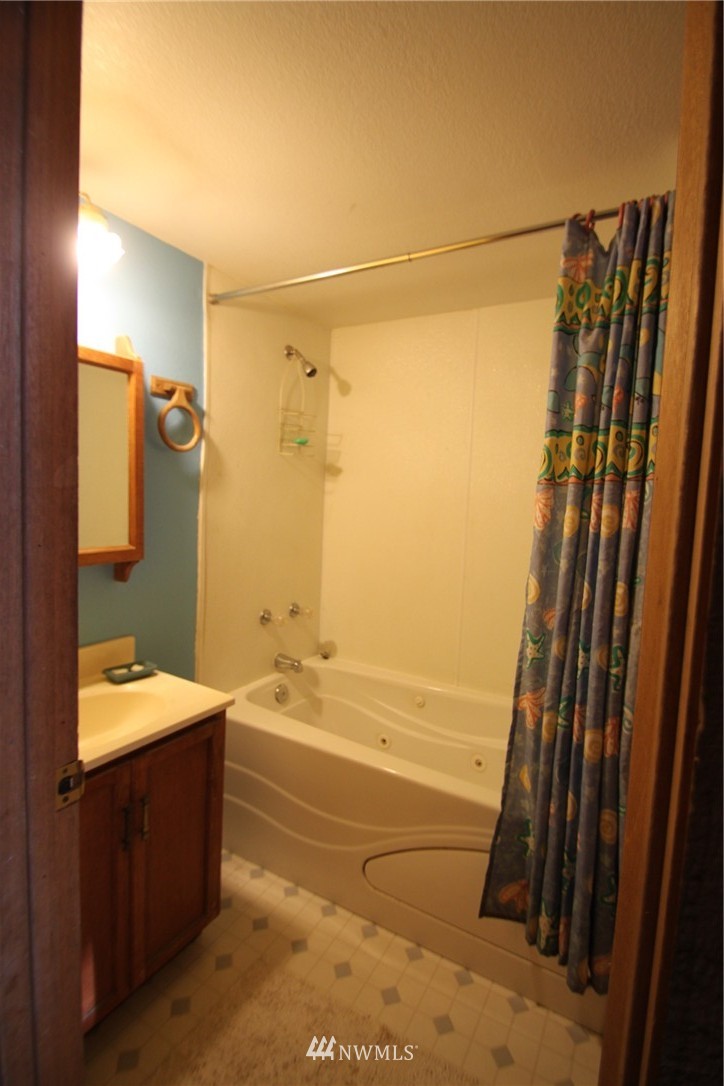950 Harkness Road Cle Elum, WA 98922 - Photo 11 of 13 Gallery Image 11