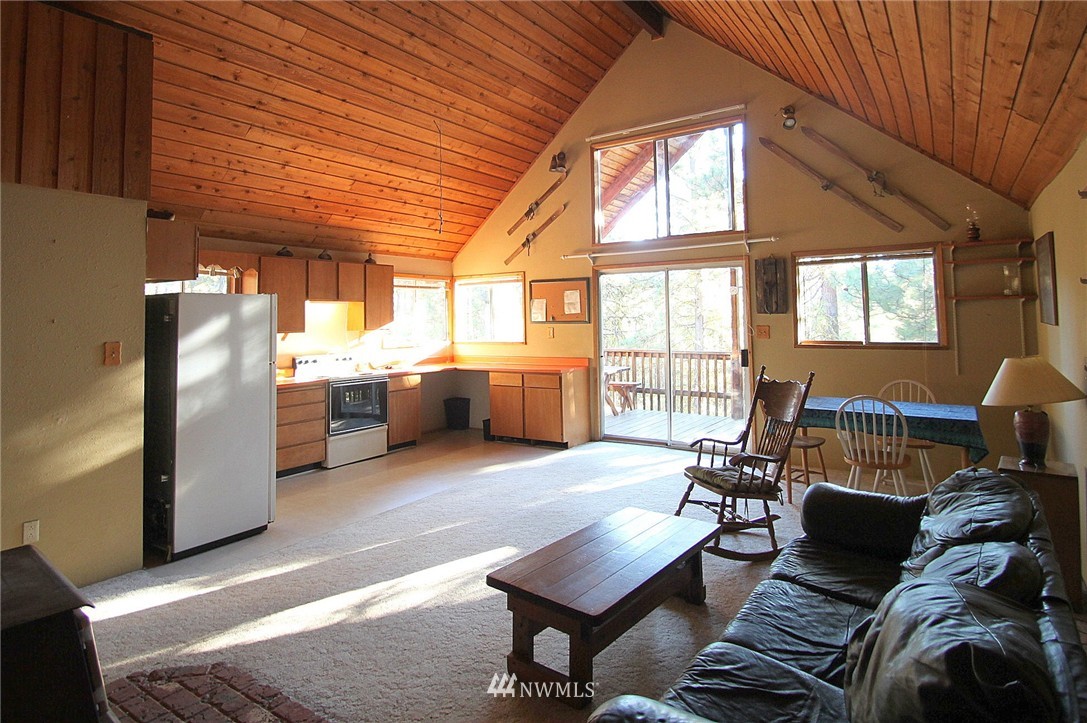 950 Harkness Road Cle Elum, WA 98922 - Photo 5 of 13 Gallery Image 5