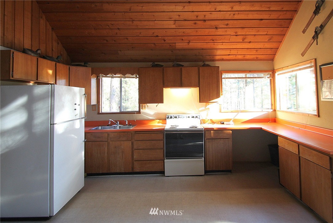 950 Harkness Road Cle Elum, WA 98922 - Photo 6 of 13 Gallery Image 6
