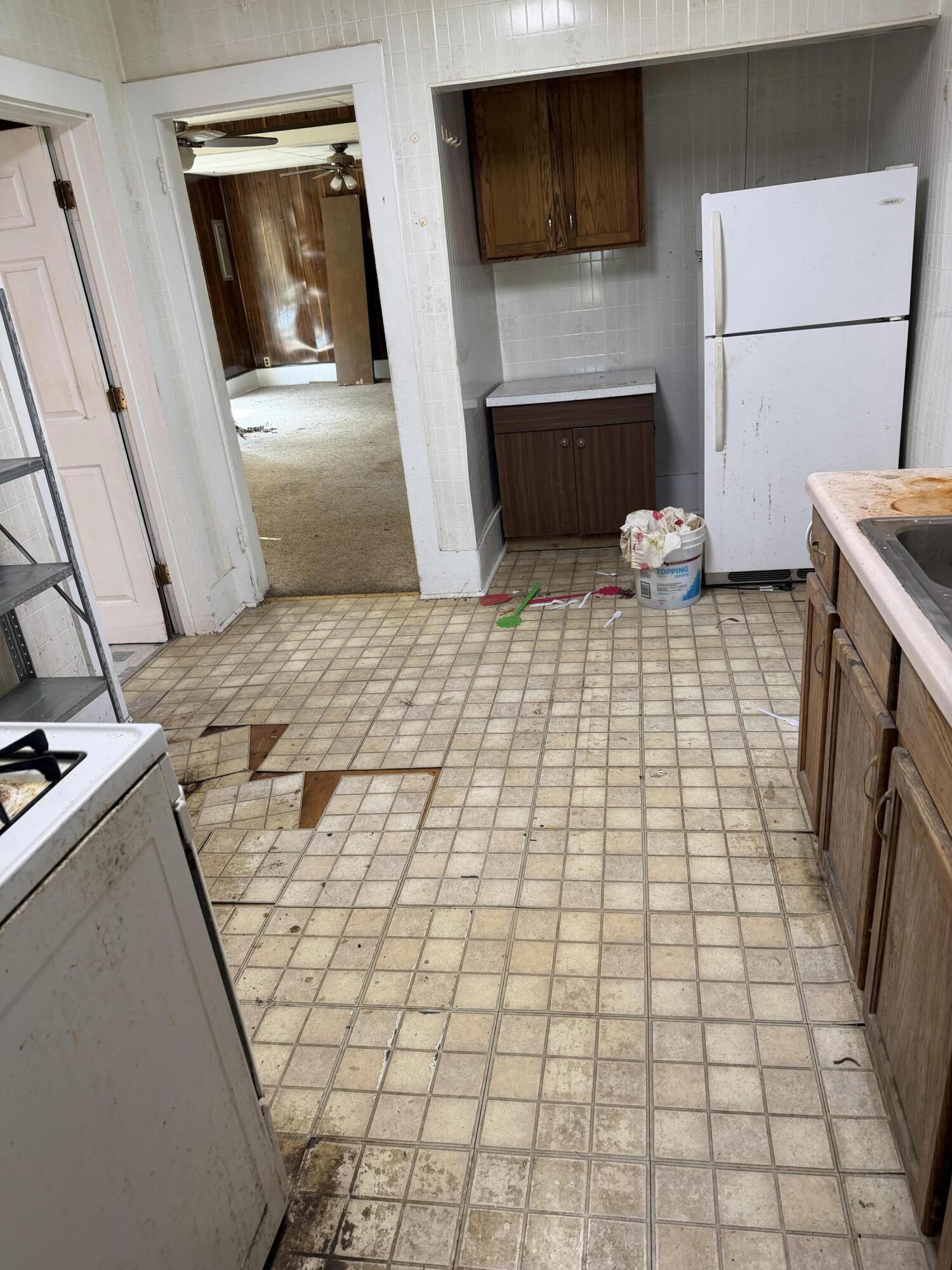 222 West Prairie Avenue Goodland, IN 47948 - Photo 9 of 13 1500x2000