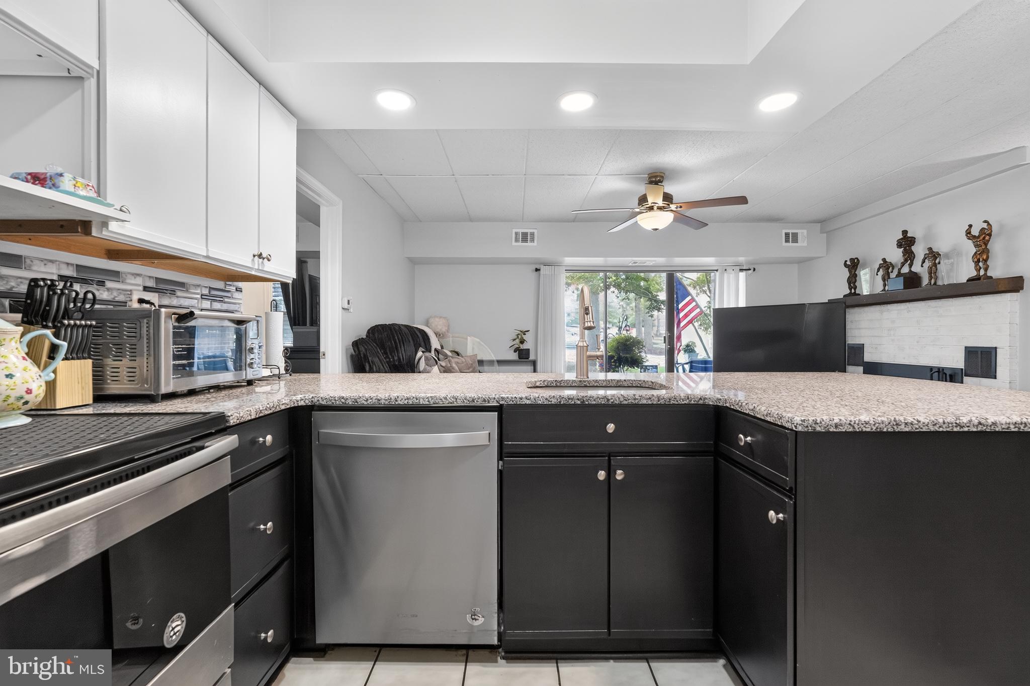 710 Washington Place, Unit 10 Chesterbrook, PA 19087 - Photo 12 of 21