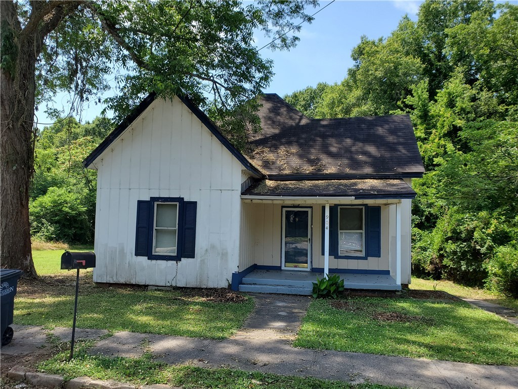904 East Whitner Street Anderson, SC 29624 - Photo 1 of 2 Gallery Image 1