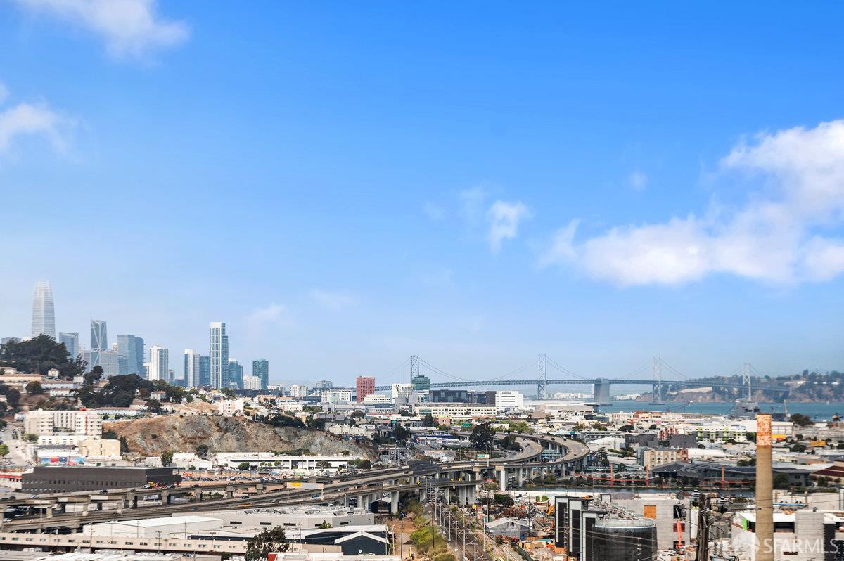 200 Bayview Circle San Francisco, CA 94124 - Photo 28 of 50 a view of a city
