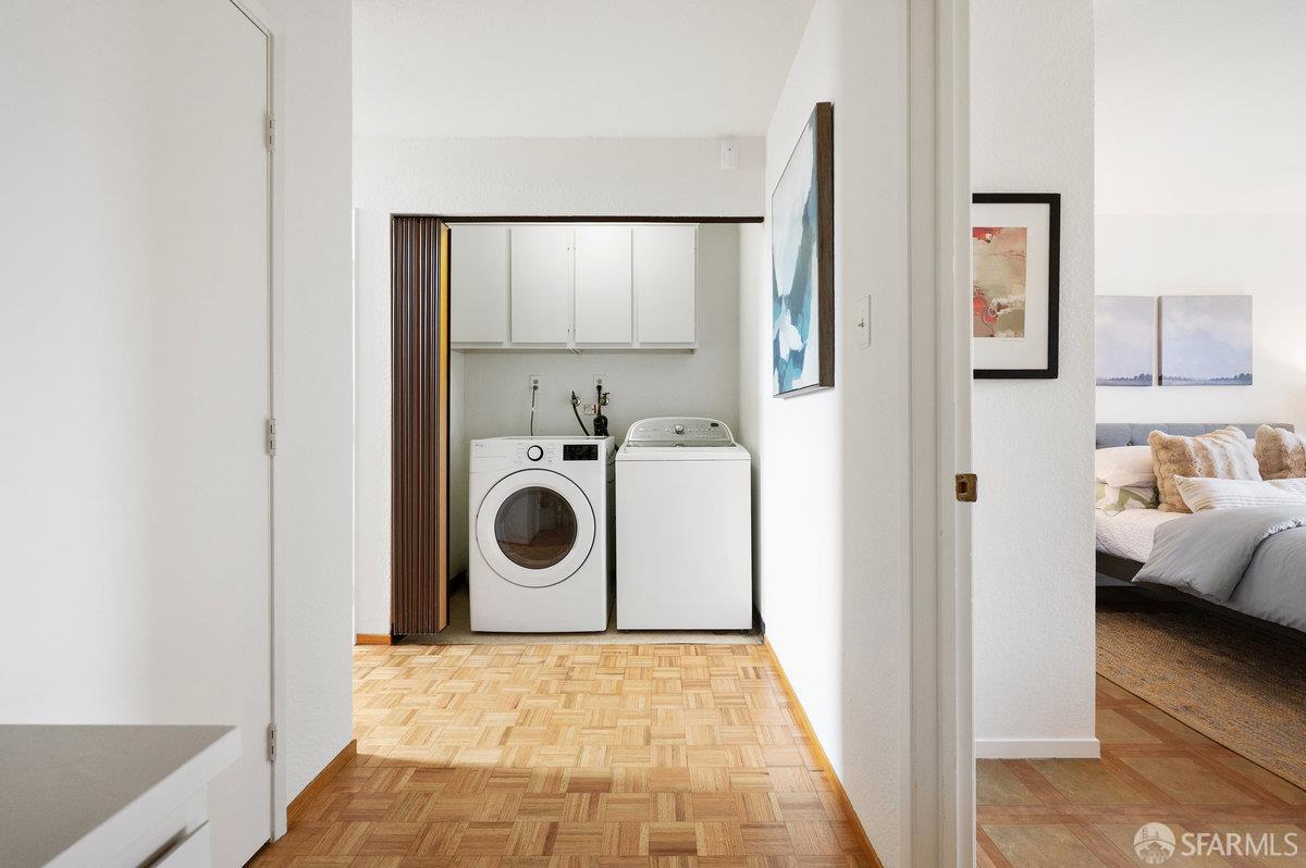 200 Bayview Circle San Francisco, CA 94124 - Photo 34 of 50 a utility room with dryer and washer