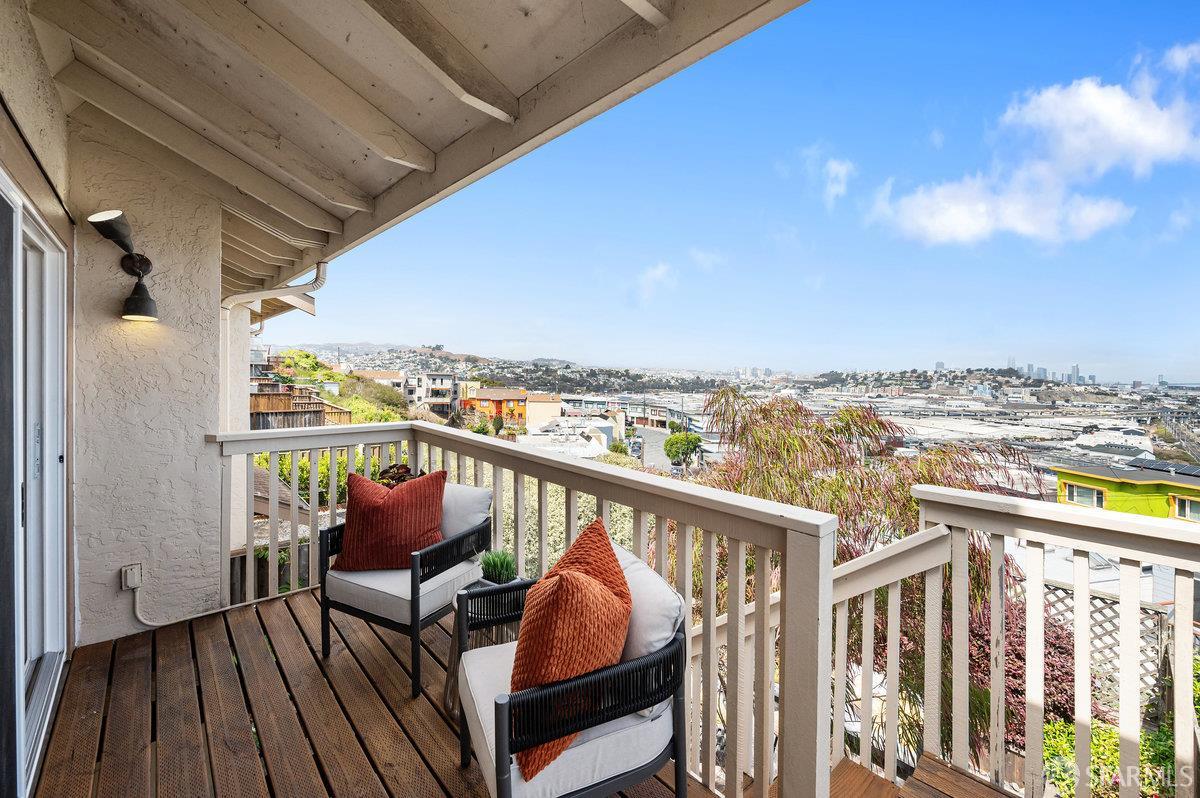 200 Bayview Circle San Francisco, CA 94124 - Photo 39 of 50 a view of a balcony with furniture