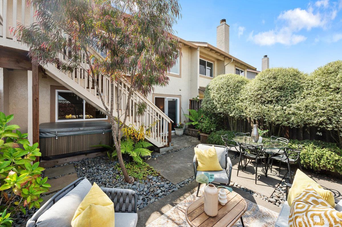 200 Bayview Circle San Francisco, CA 94124 - Photo 47 of 50 a front view of a house with garden