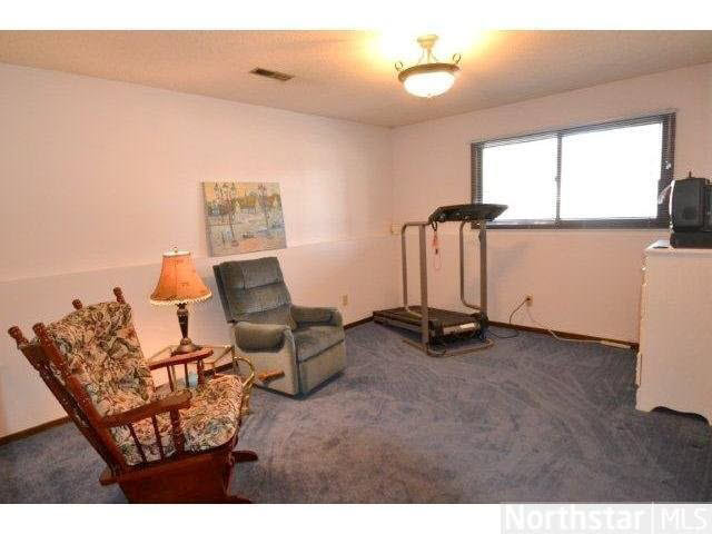 11137 Xavier Road Bloomington, MN 55437 - Photo 11 of 14